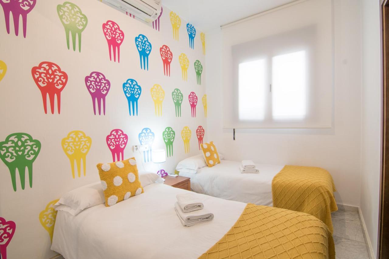 Tuguest Plaza De Gracia Apartman Granada Kültér fotó