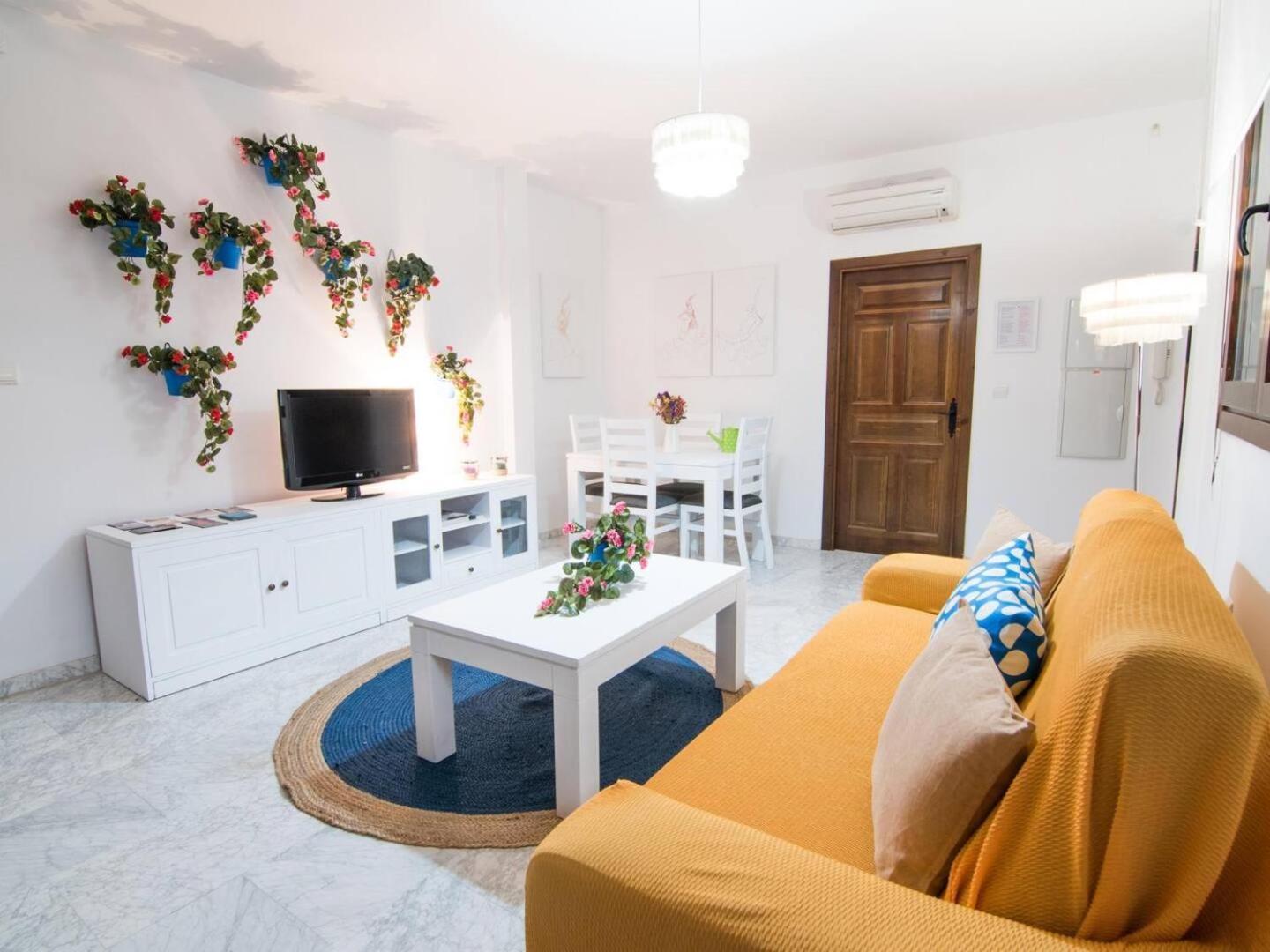 Tuguest Plaza De Gracia Apartman Granada Kültér fotó