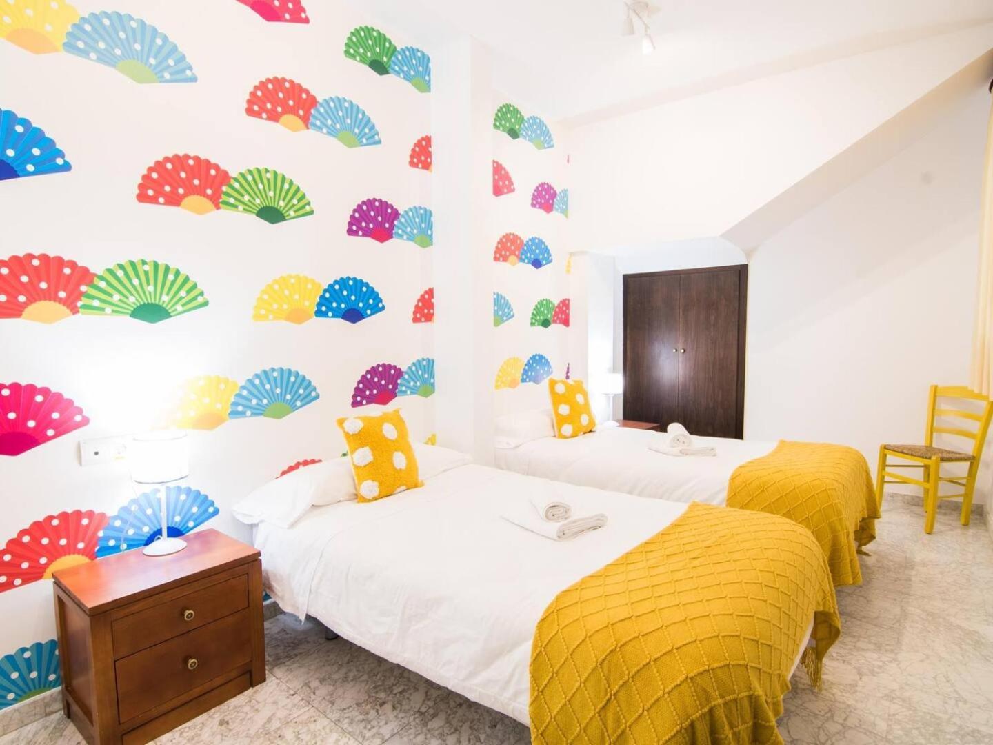 Tuguest Plaza De Gracia Apartman Granada Kültér fotó